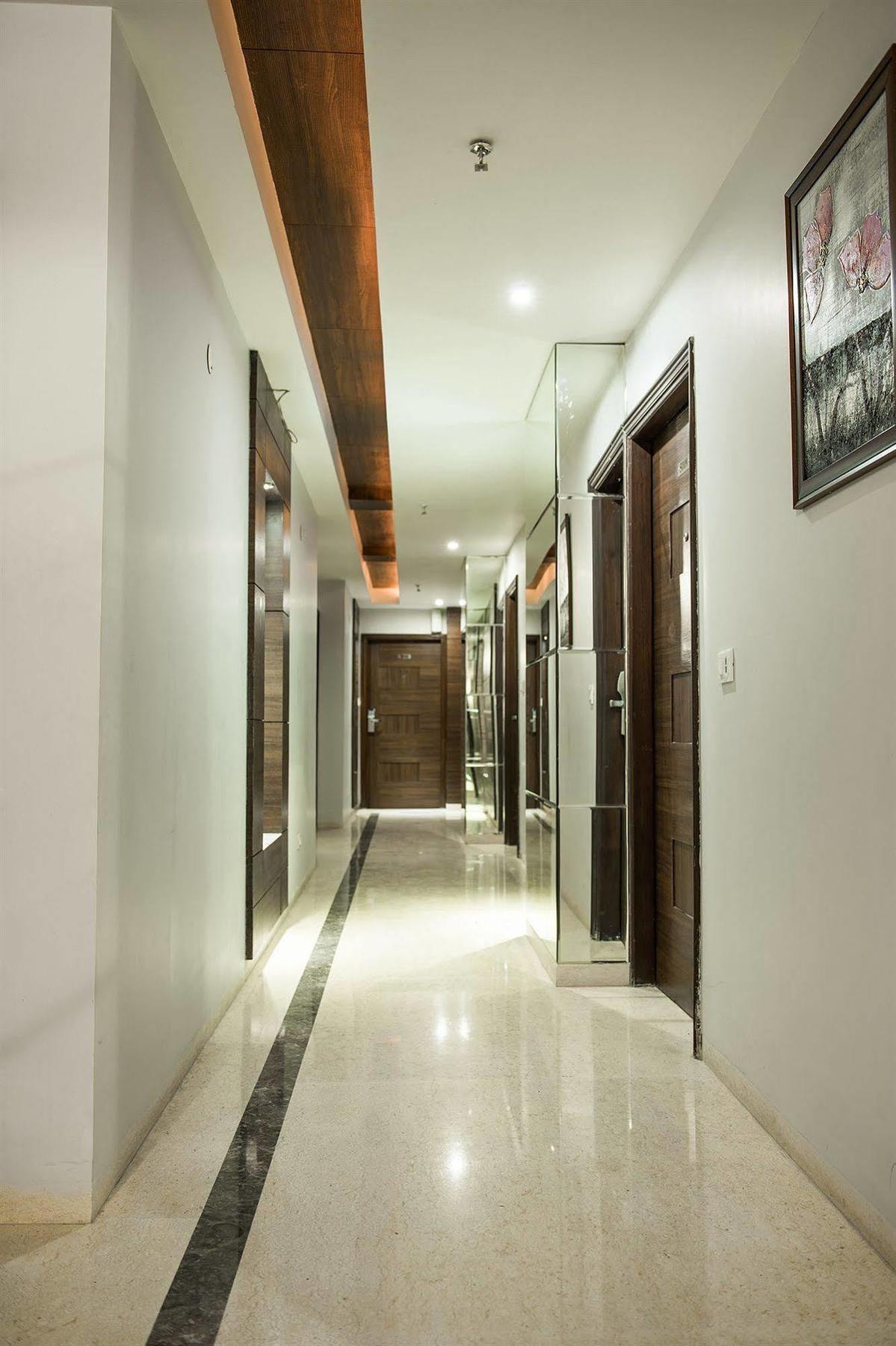 Hotel Narula'S Aurrum Амритсар Экстерьер фото